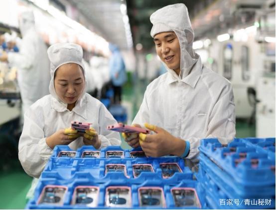 兩億新生代擇業觀變遷 為何寧送外賣不進工廠，甚至以技術工人為恥？