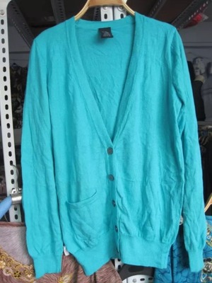 “識衣間”實(shí)探 成都荷花池便宜服裝的“出廠密碼”與新批發(fā)商業(yè)模式解構(gòu)！
