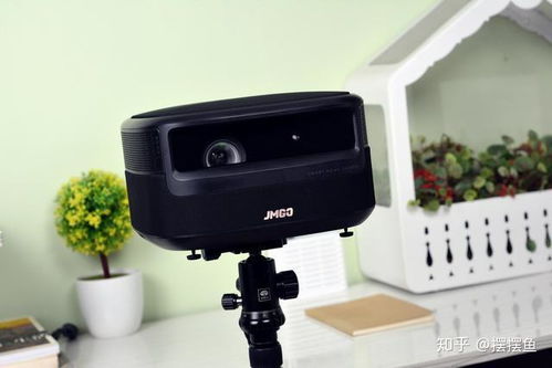 堅(jiān)果v10智能投影儀開箱 白天開窗投射120寸，家用影音神器初體驗(yàn)